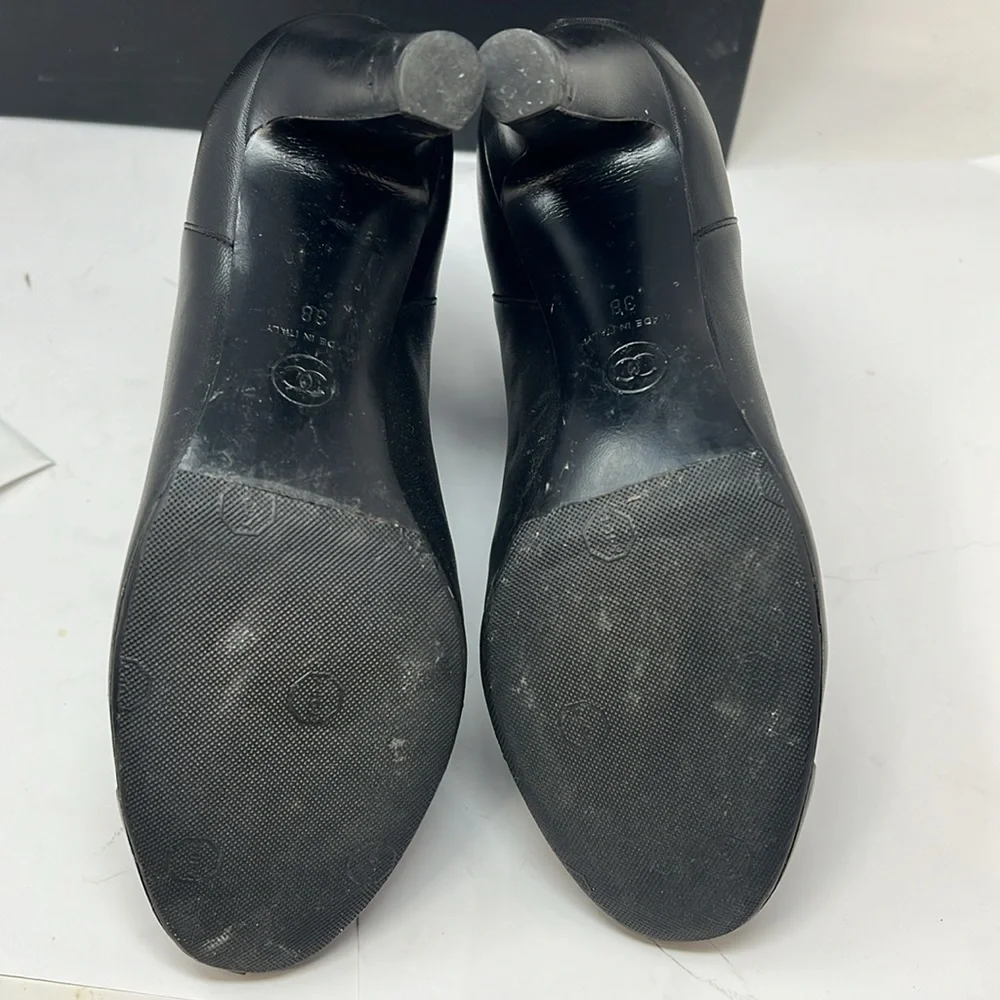 Chanel Sz 38 Short Lambskin Pull On 3.5”Heel Boots Booties